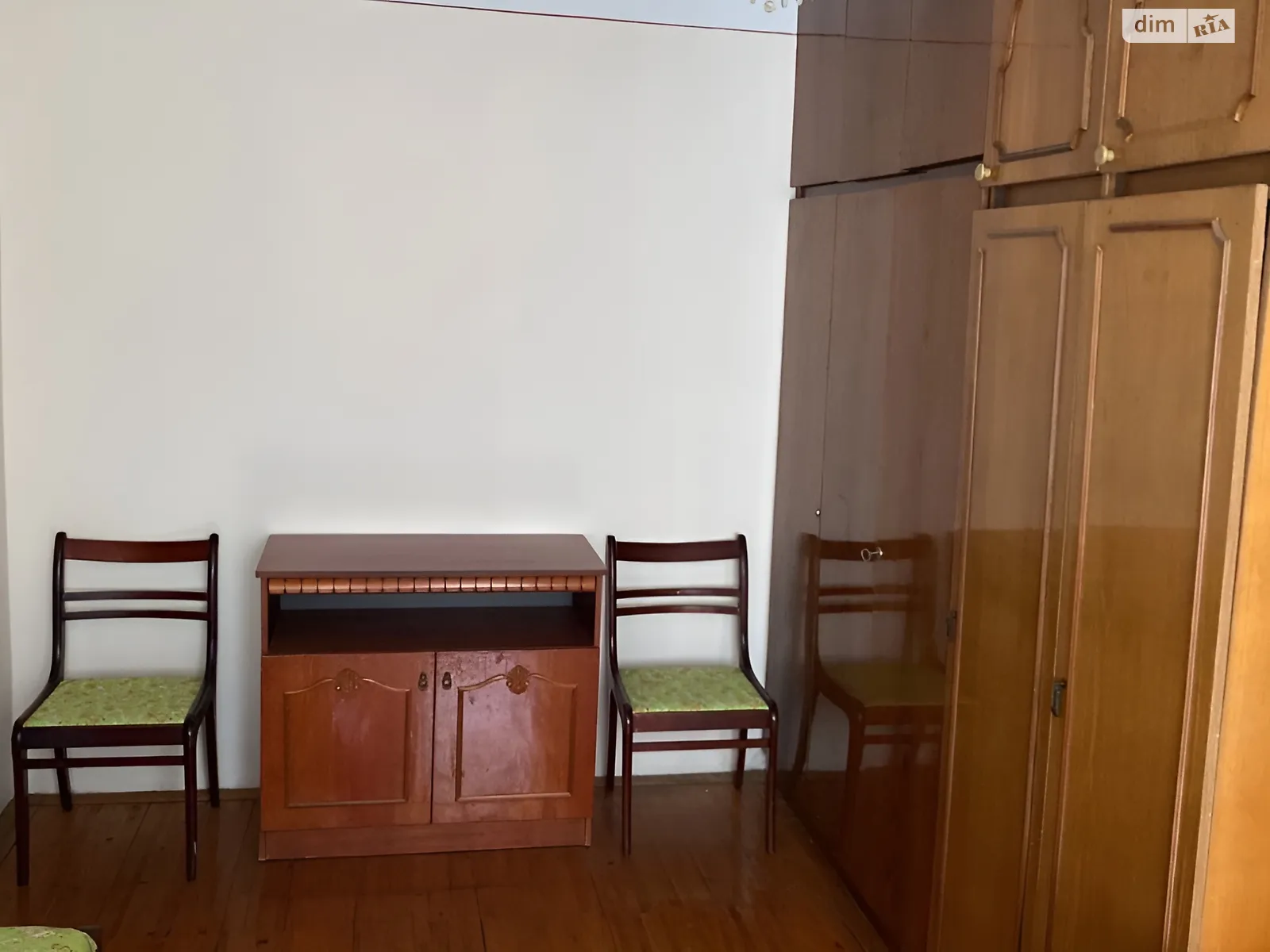 Продается 2-комнатная квартира 55 кв. м в Черновцах, ул. Русская - фото 1