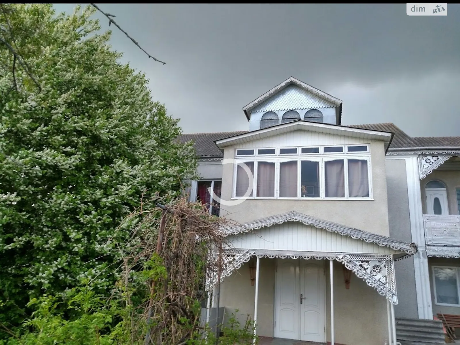Продается дом на 3 этажа 240 кв. м с баней/сауной, цена: 80888 $ - фото 1