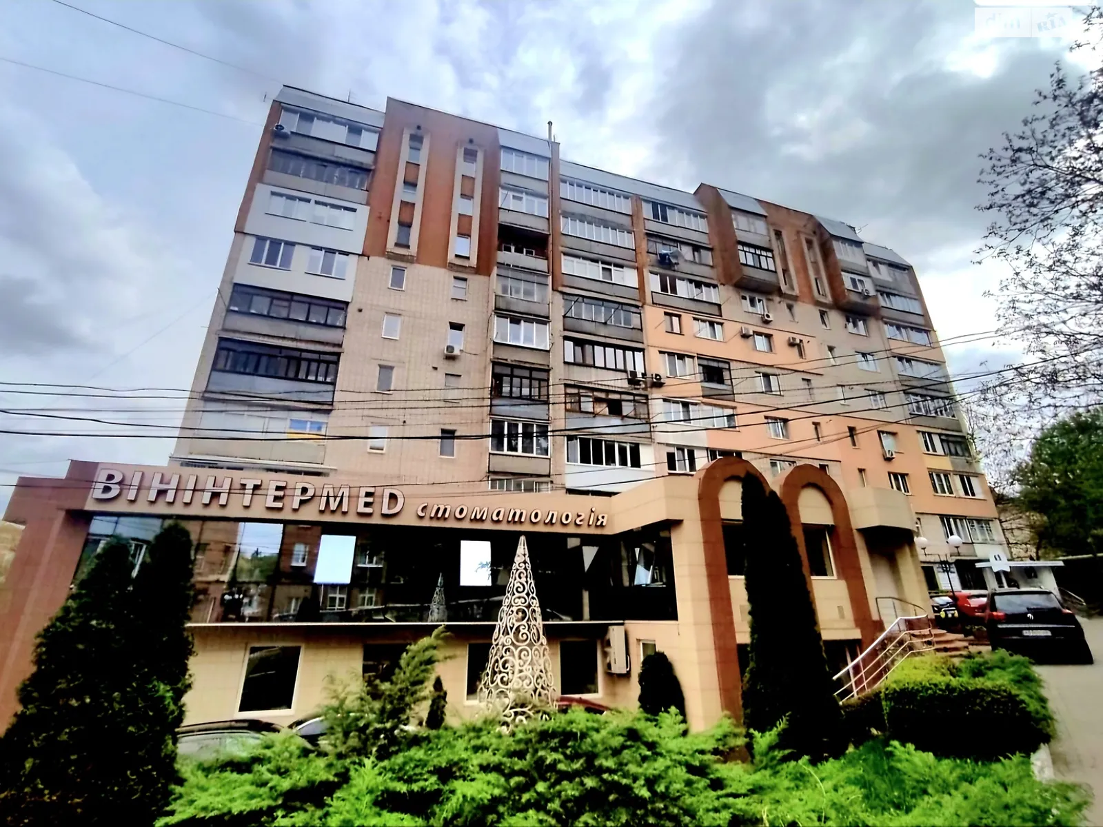 Продається офіс 50 кв. м в бізнес-центрі, цена: 65000 $ - фото 1