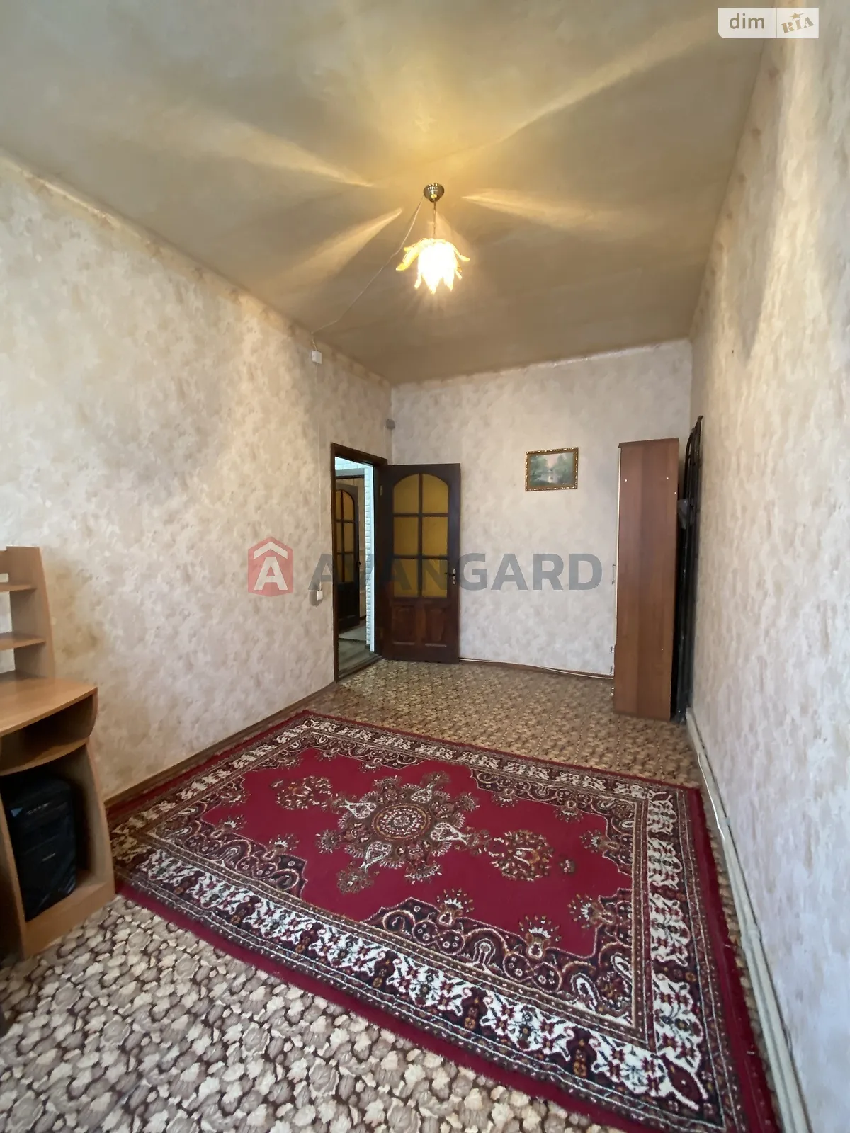 Продается 3-комнатная квартира 67 кв. м в Каменском, ул. Сачка - фото 1