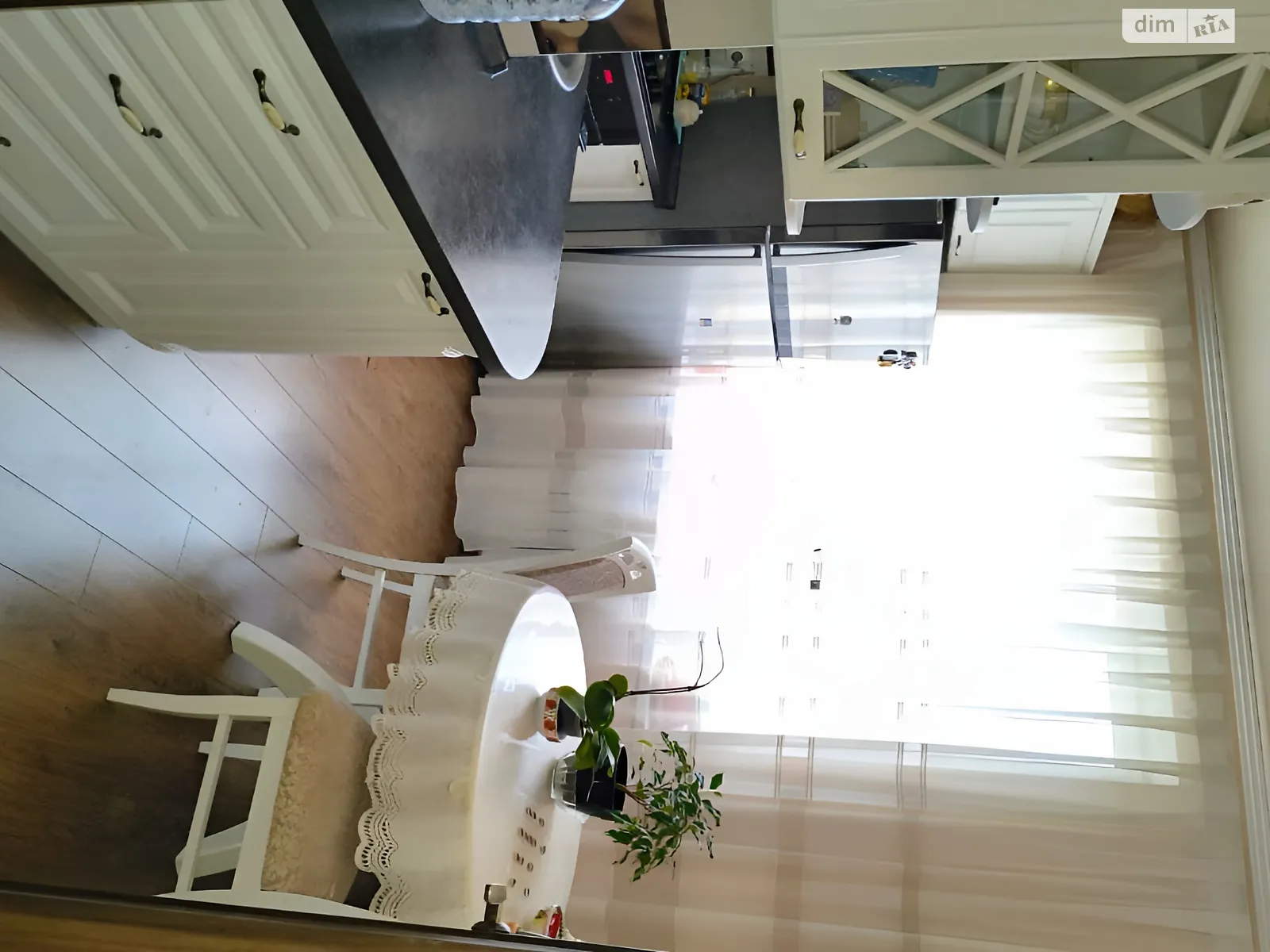 Продается 3-комнатная квартира 75 кв. м в Кривом Роге, ул. Кремлевская, 11 - фото 1