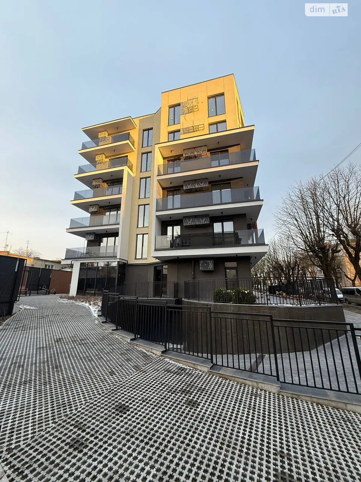 Продается помещения свободного назначения 204 кв. м в 6-этажном здании, цена: 510000 $ - фото 1