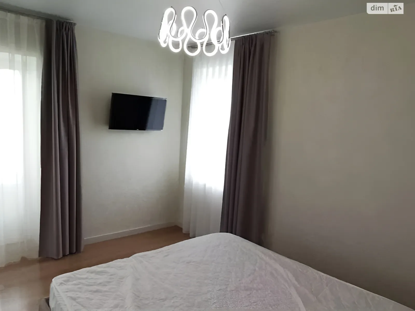 Продается 1-комнатная квартира 43 кв. м в Днепре, Запорожское шоссе, 32 - фото 1