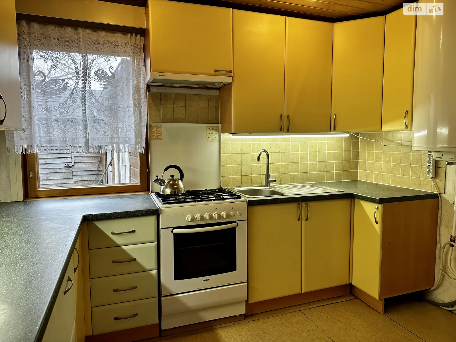 Продается дом на 2 этажа 101.4 кв. м с бассейном, цена: 68000 $ - фото 1