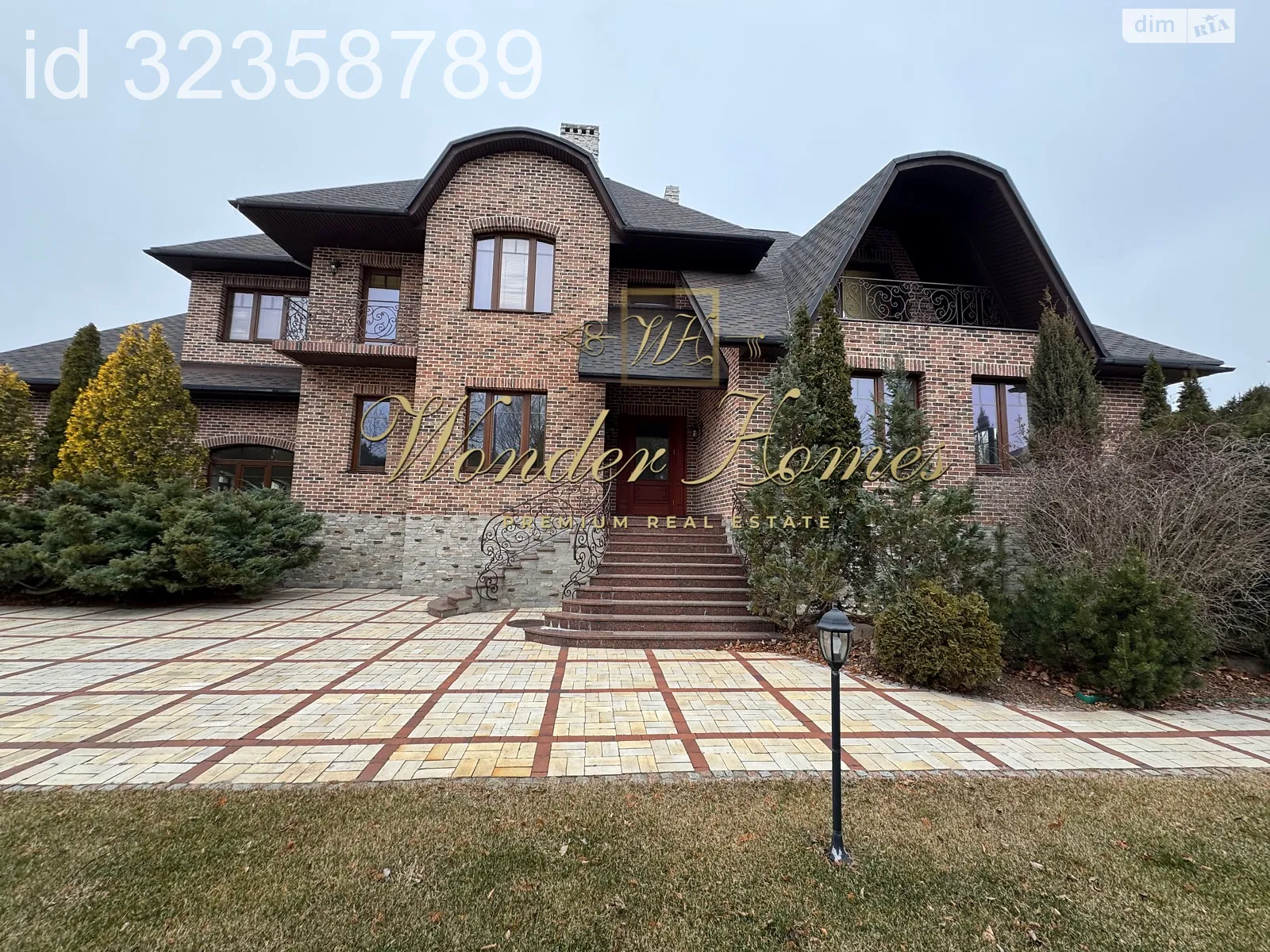 Продається будинок 2 поверховий 731.7 кв. м з мансардою, цена: 2050000 $ - фото 1