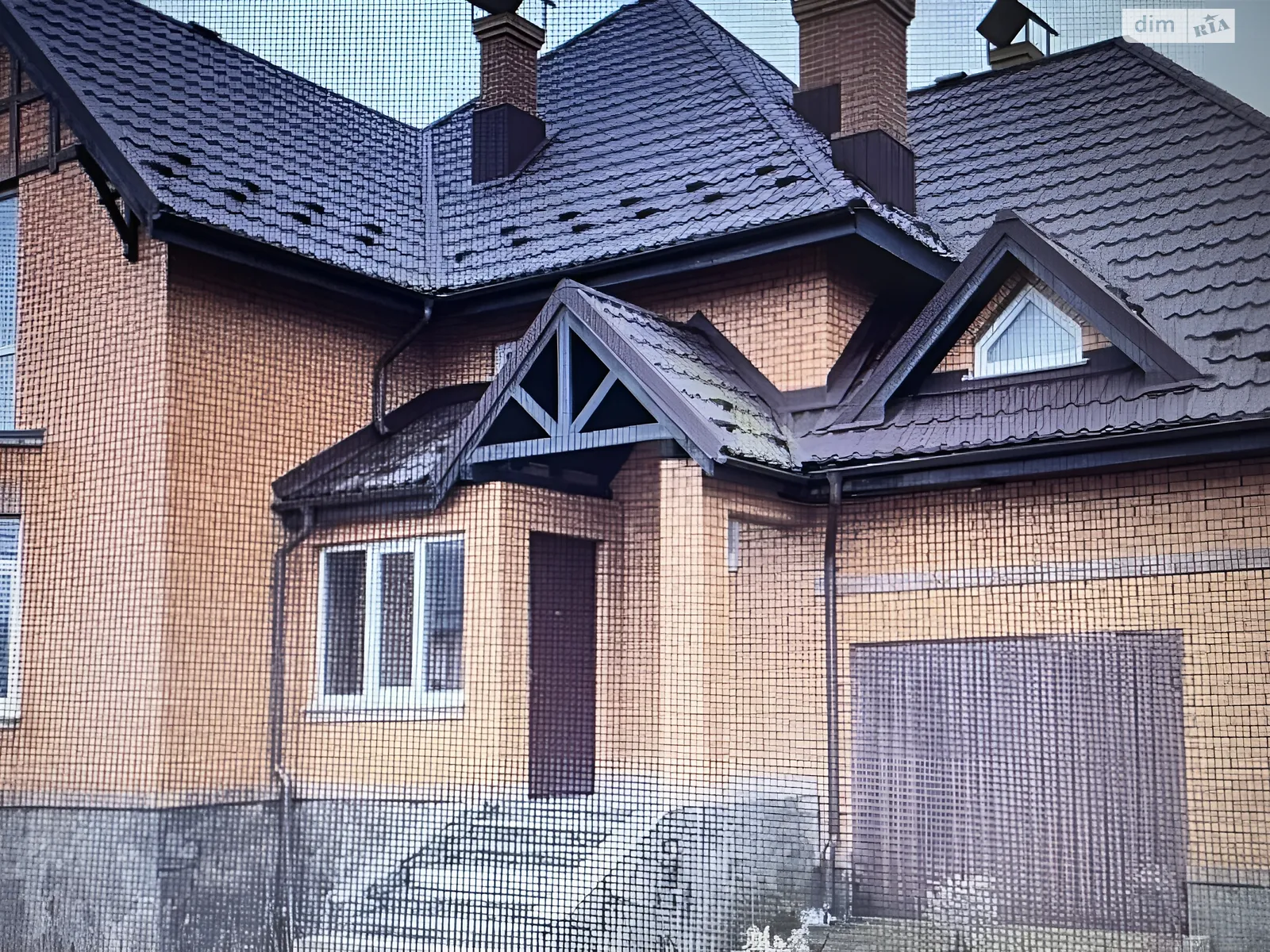 Продається будинок 2 поверховий 220 кв. м з гаражем, цена: 110000 $ - фото 1
