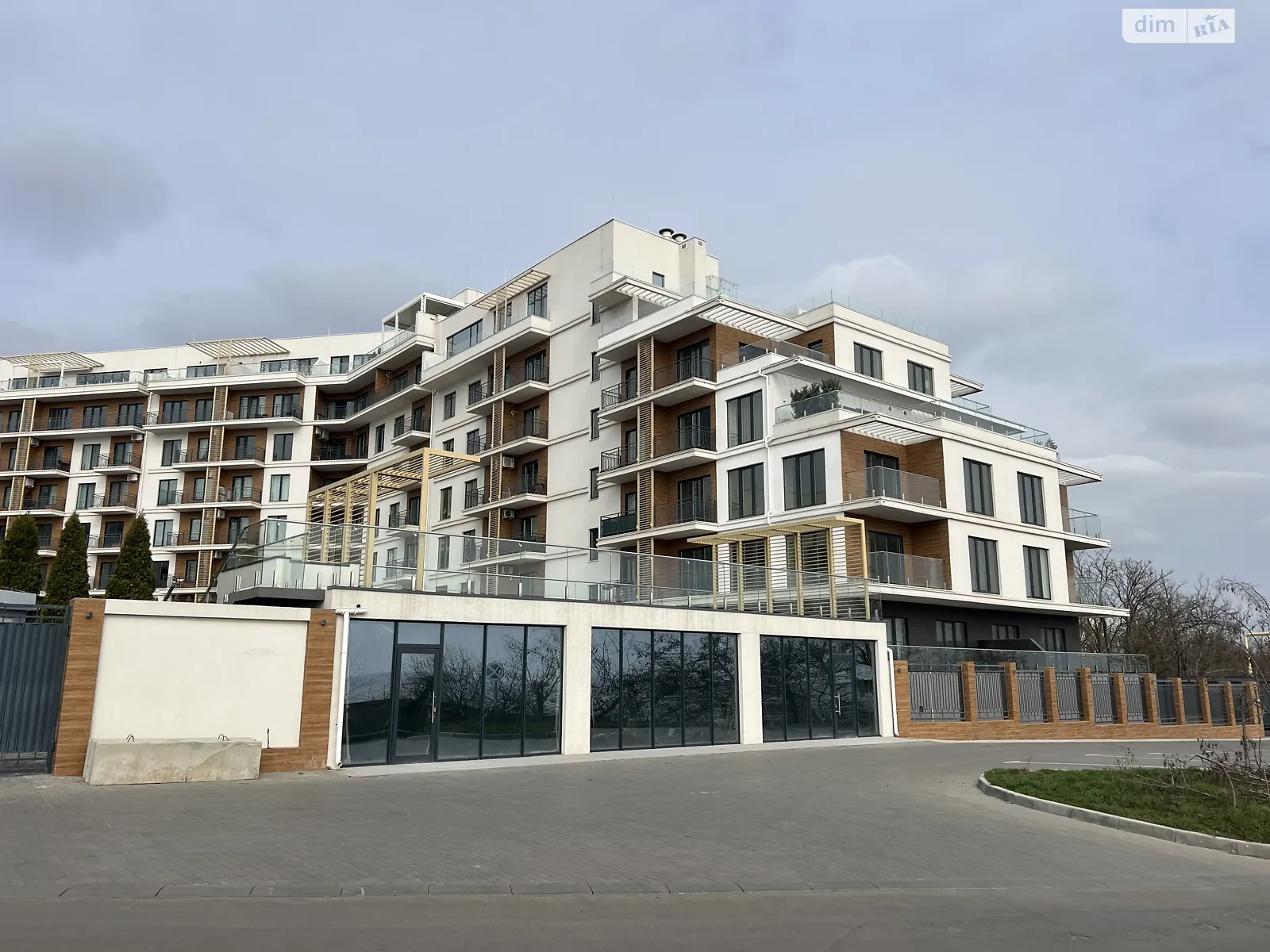 Продается 3-комнатная квартира 92 кв. м в Одессе, пер. Маячный - фото 1
