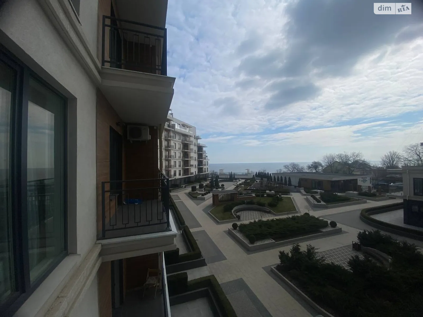Продається 2-кімнатна квартира 91.5 кв. м у Одесі, пров. Маячний - фото 1