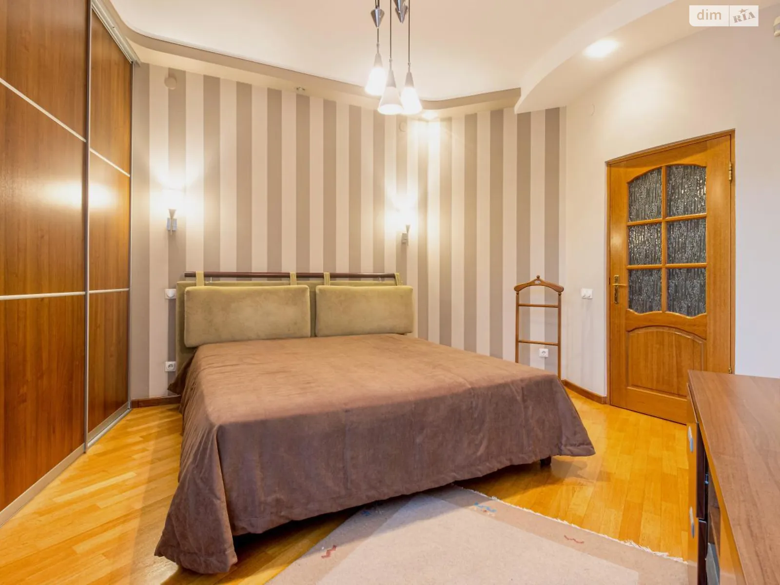 Продается 3-комнатная квартира 99.2 кв. м в Львове, вул. Сергея Ефремова, 13 - фото 1