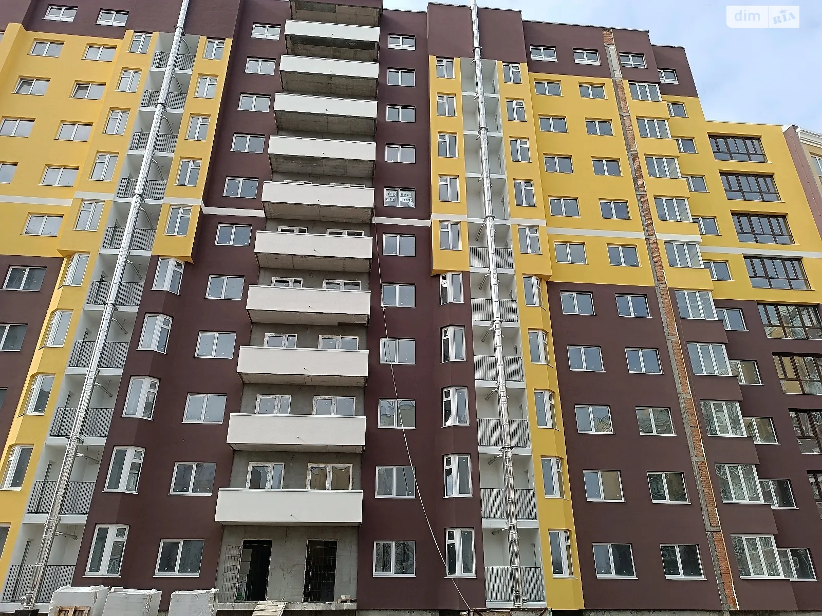 Продается 2-комнатная квартира 51 кв. м в Хмельницком, ул. Озерная, 4 - фото 1