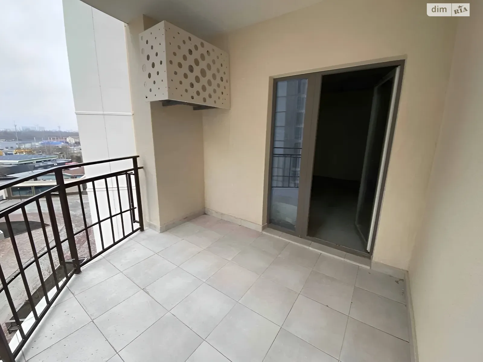 Продается 1-комнатная квартира 41 кв. м в Одессе, ул. Краснова, 3 корпус 66 - фото 1