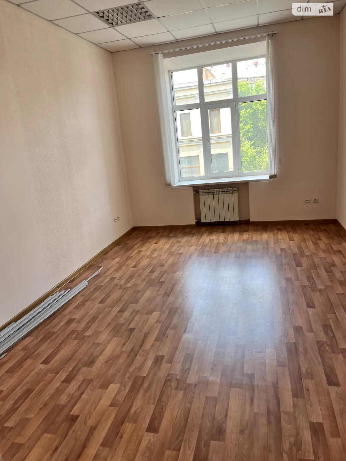 Сдается в аренду офис 480 кв. м в бизнес-центре, цена: 72000 грн - фото 1