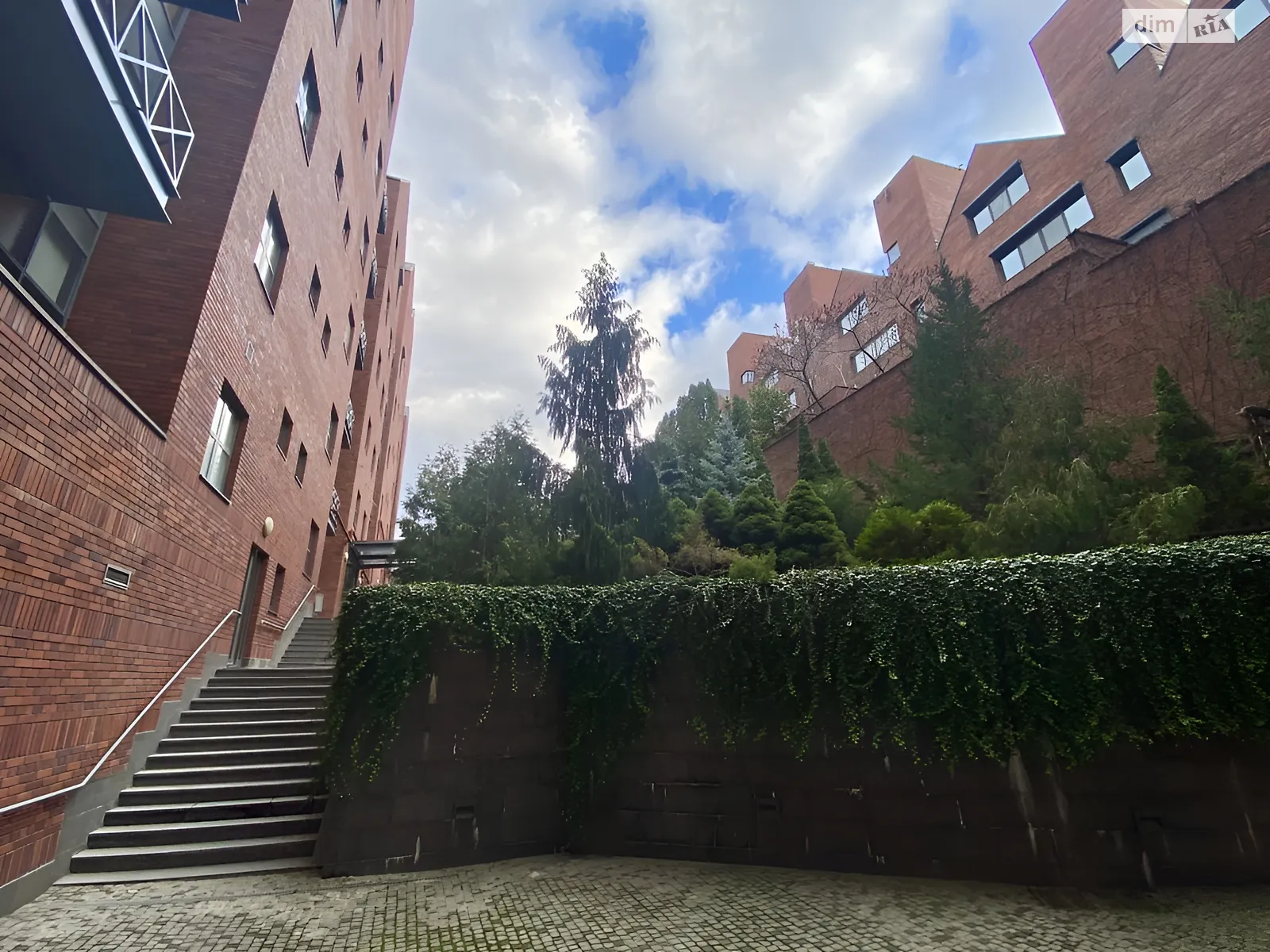 Продается 2-комнатная квартира 124.9 кв. м в Днепре, ул. Дольник Архитектора, 15 - фото 1