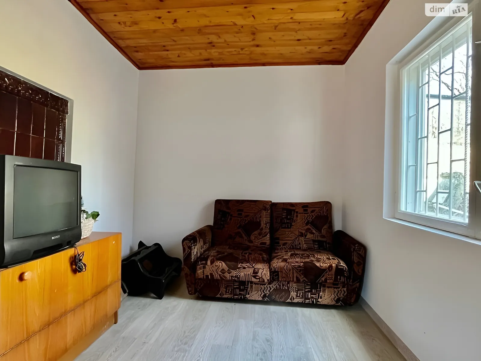 Продается одноэтажный дом 34 кв. м с камином, цена: 22000 $ - фото 1