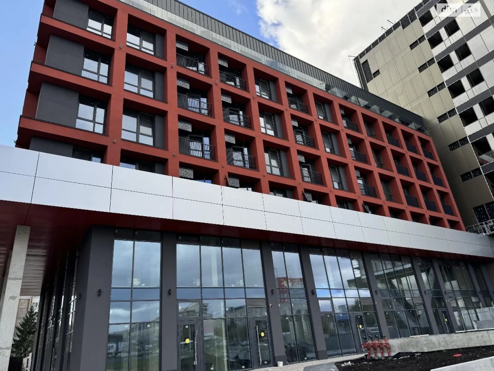Продается 1-комнатная квартира 41 кв. м в Львове, ул. Княгини Ольги - фото 1