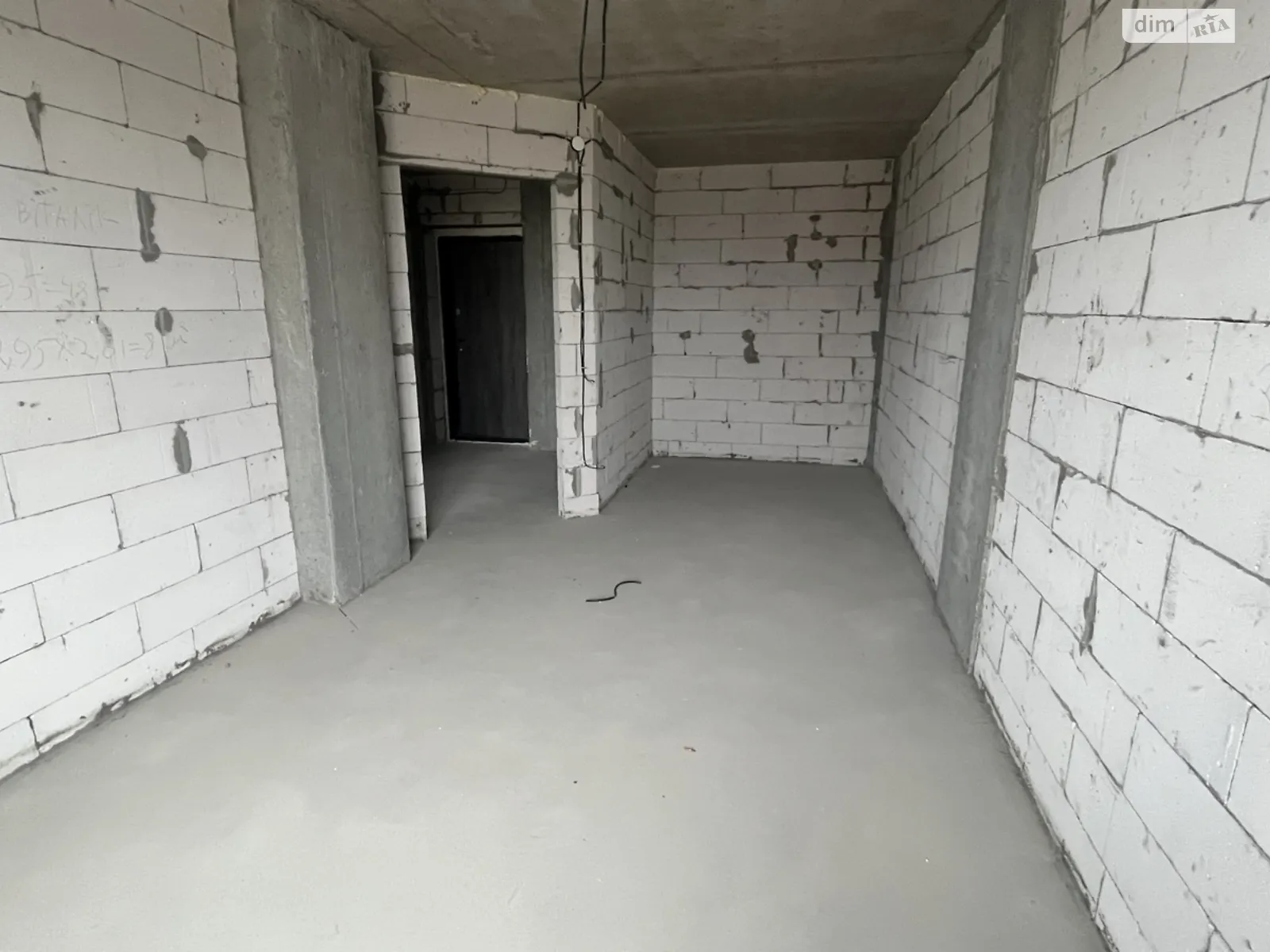 Продается 1-комнатная квартира 46 кв. м в Виннице, ул. Привокзальная - фото 1