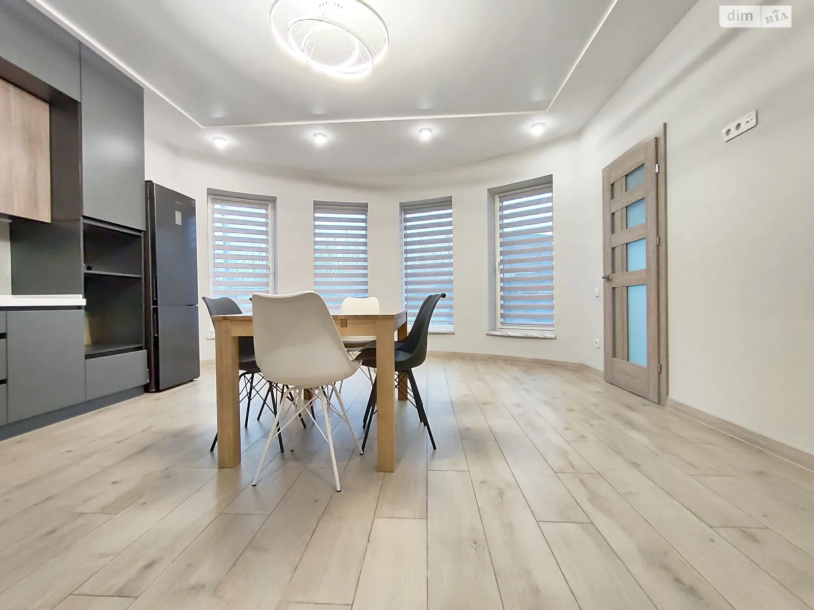 Продається будинок 2 поверховий 133 кв. м з садом, цена: 165000 $ - фото 1
