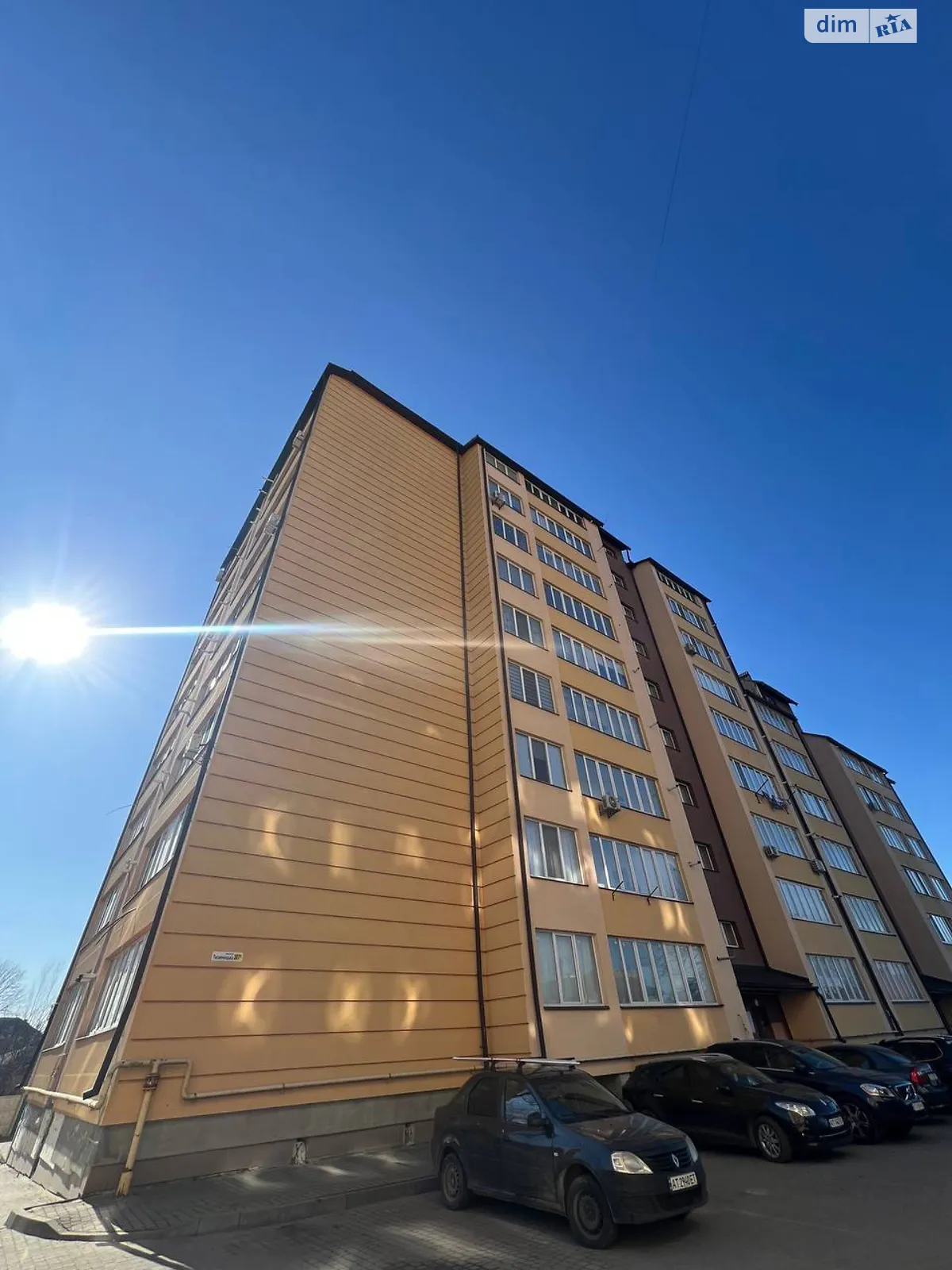 Продается 1-комнатная квартира 49 кв. м в Ивано-Франковске, ул. Тисменецкая, 307 - фото 1