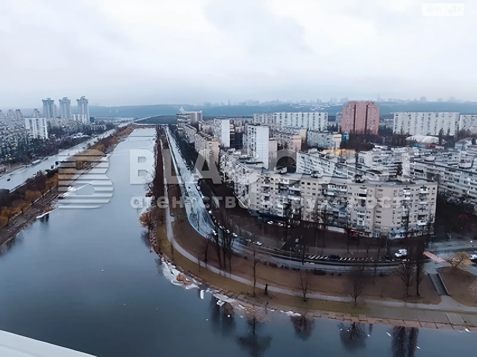 Продається 3-кімнатна квартира 79 кв. м у Києві, просп. Соборності, 30А - фото 1