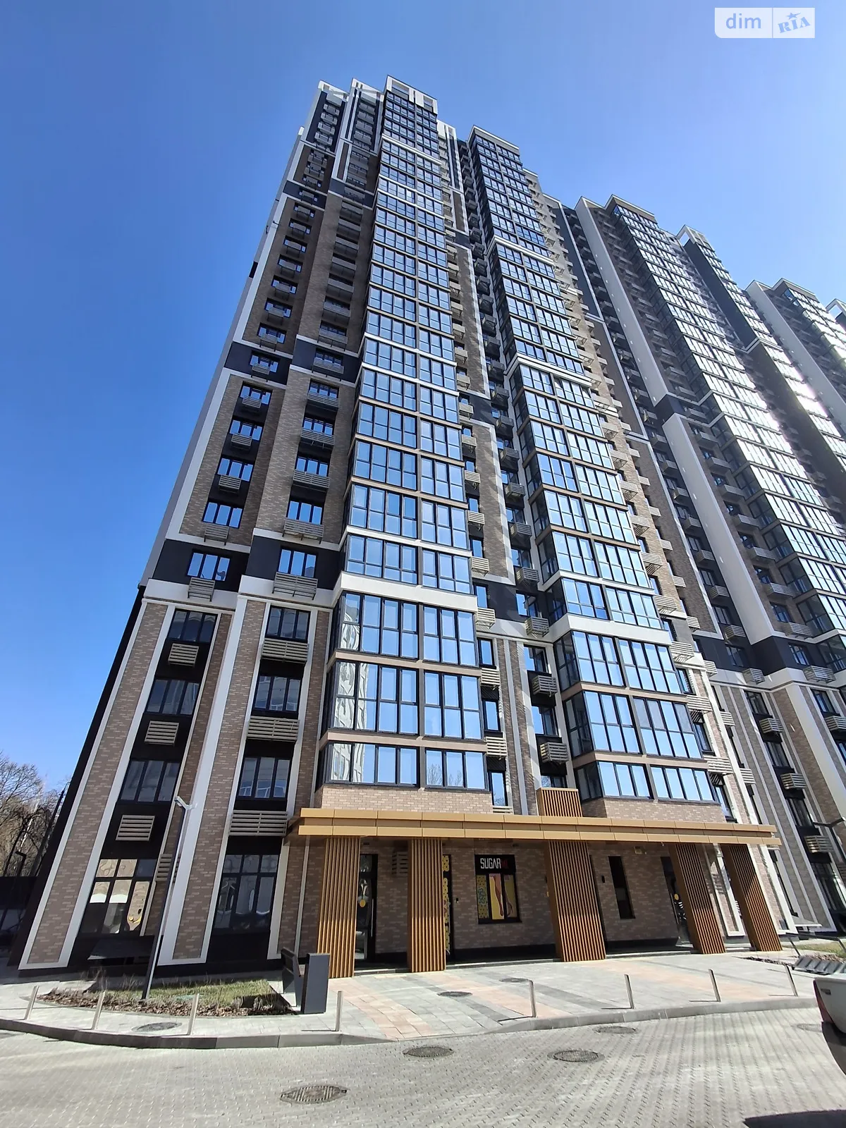 Продается 3-комнатная квартира 88 кв. м в Киеве, ул. Васильковская, 37 - фото 1
