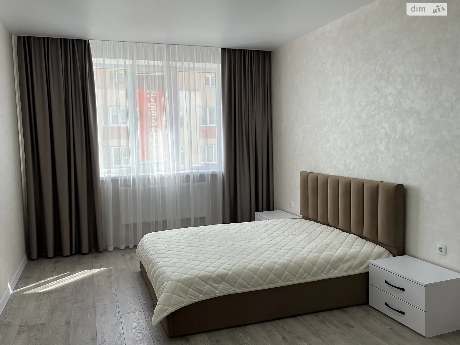 Продається 1-кімнатна квартира 45.7 кв. м у Хмельницькому, вул. Кармелюка, 3/6 - фото 1