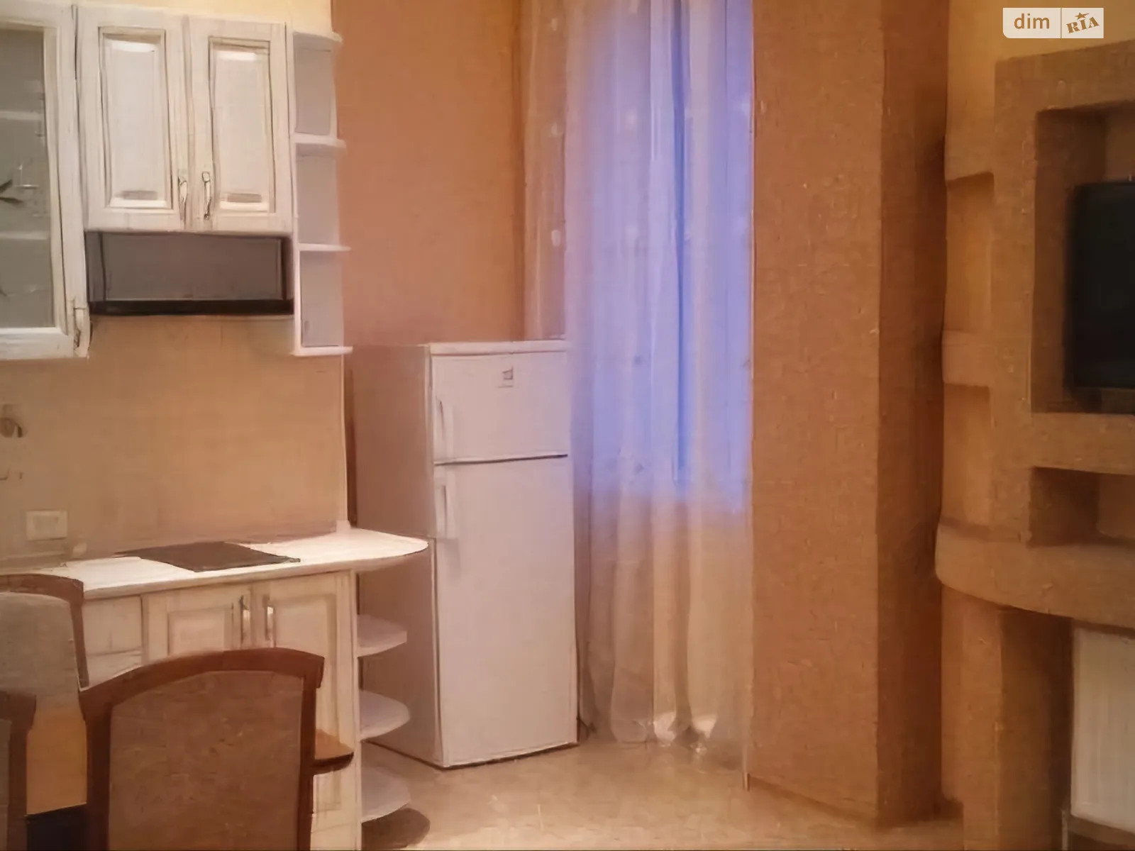 Продается 1-комнатная квартира 34.6 кв. м в Одессе, ул. Базарная - фото 1