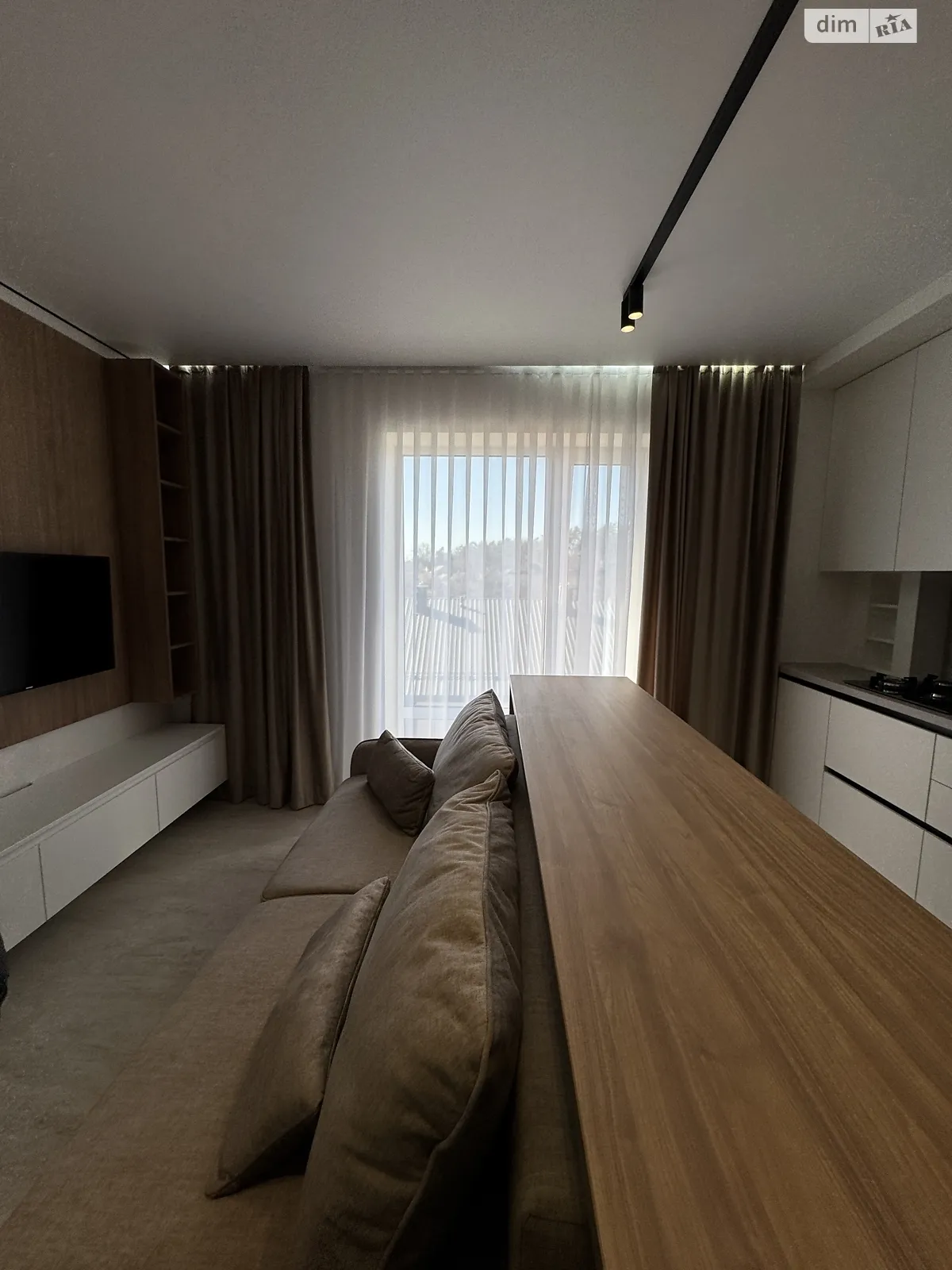 Продается 2-комнатная квартира 58 кв. м в Буче, ул. Киево-Мироцкая, 104А - фото 1