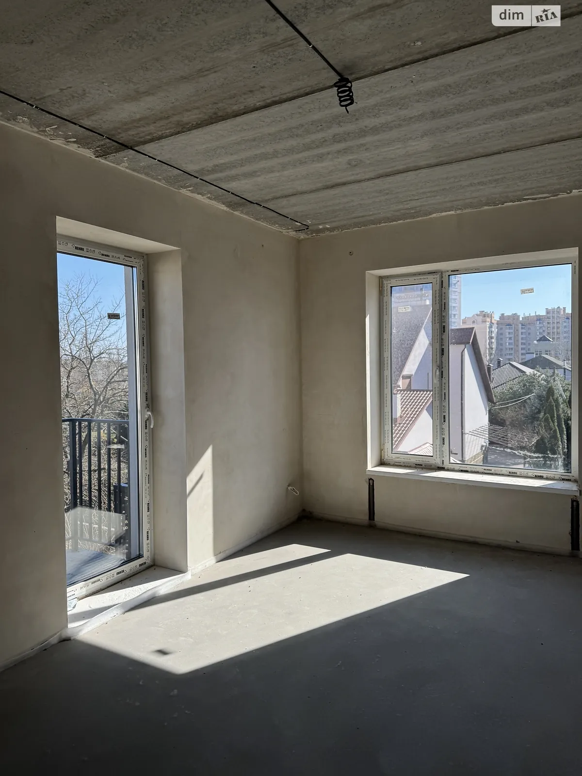 Продается 2-комнатная квартира 58 кв. м в Буче, ул. Киево-Мироцкая, 104А - фото 1