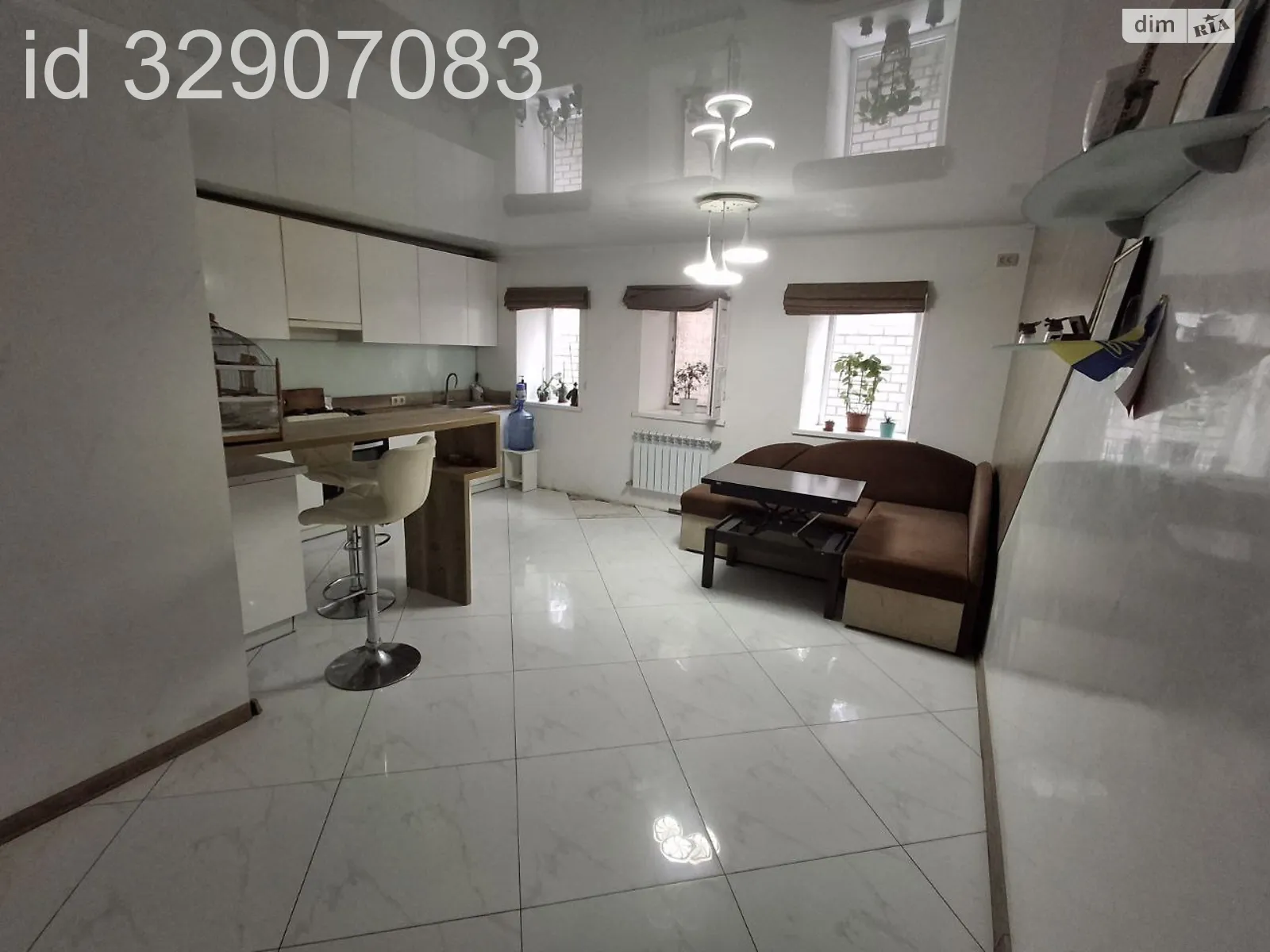 Продается дом на 2 этажа 145.5 кв. м с баней/сауной, цена: 60000 $ - фото 1