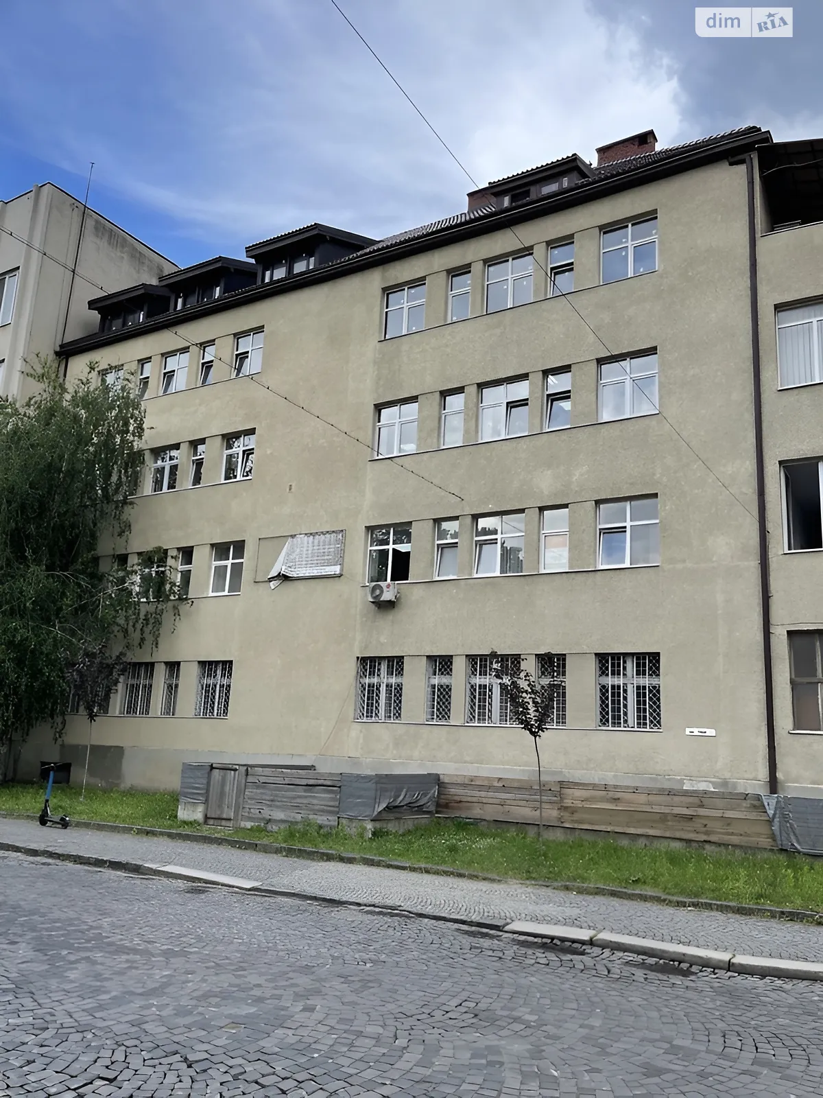 Продается 1-комнатная квартира 43.5 кв. м в Ужгороде, ул. Гойды - фото 1