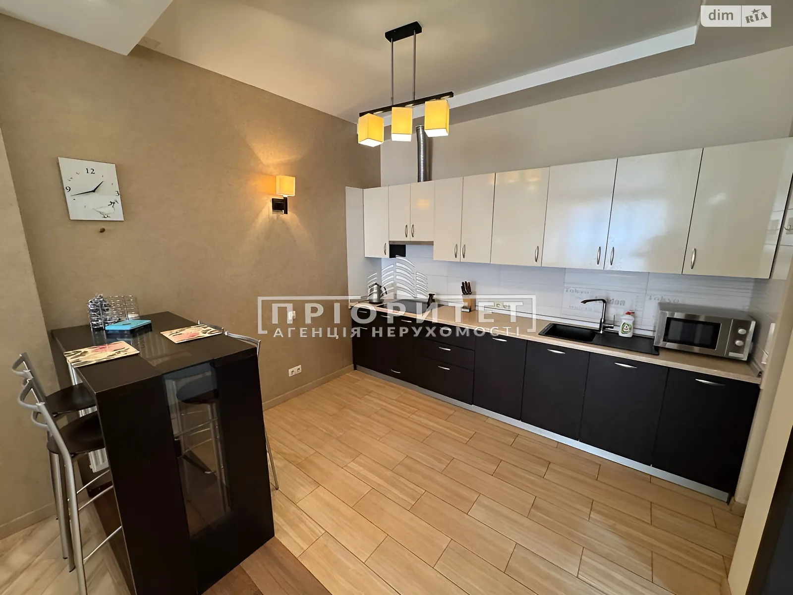 Продается 1-комнатная квартира 63 кв. м в Одессе, ул. Армейская - фото 1