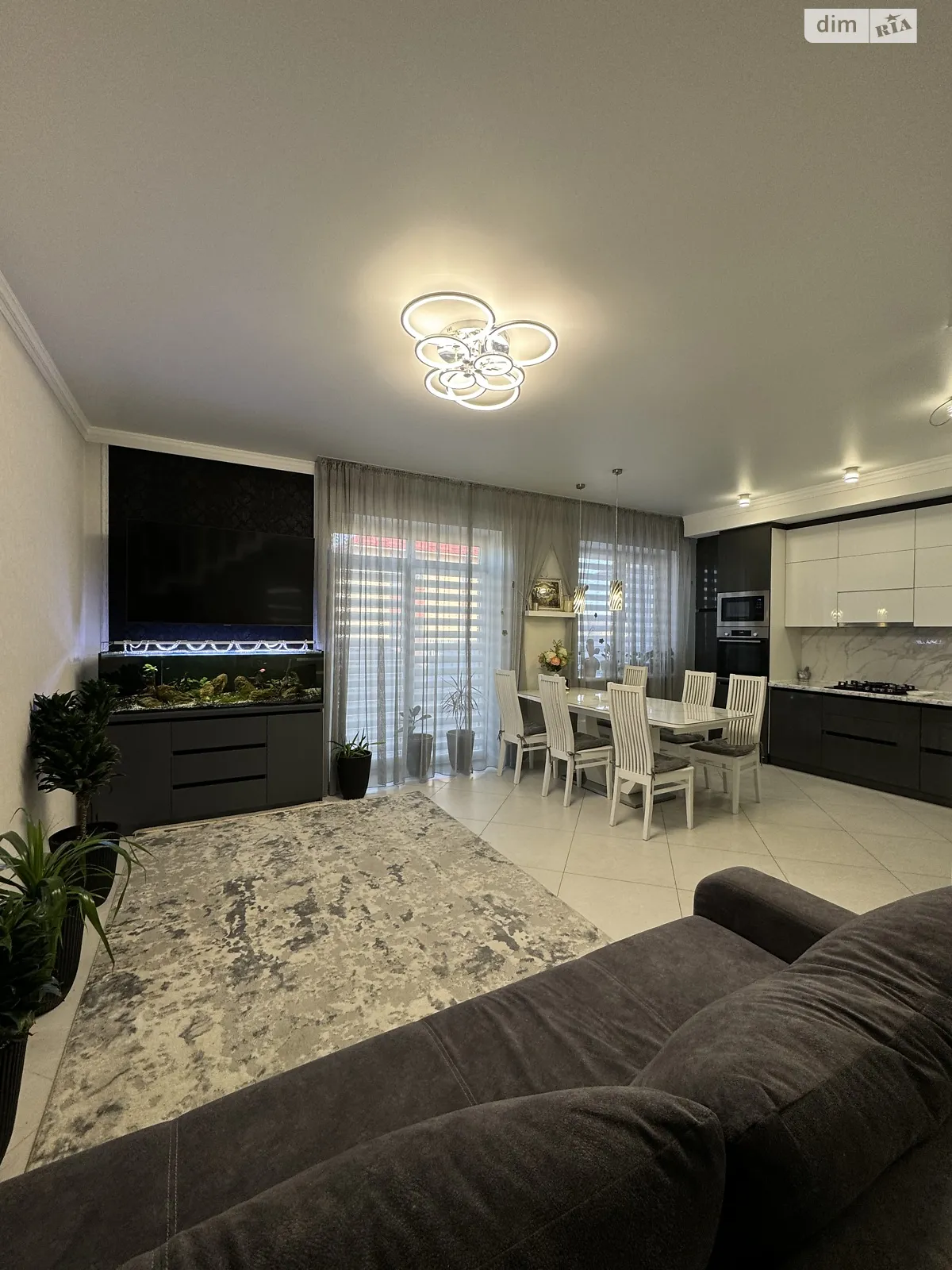 Продається будинок 2 поверховий 121.3 кв. м с басейном, цена: 214000 $ - фото 1