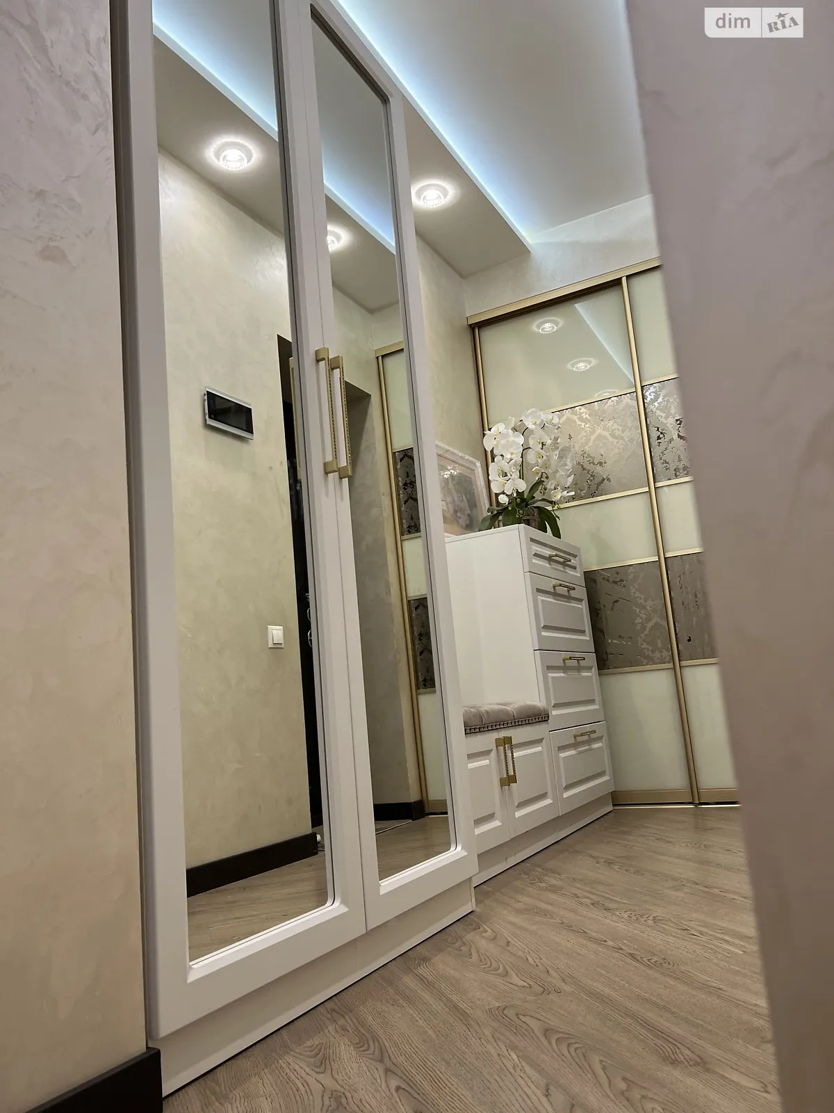 Продается 1-комнатная квартира 55.8 кв. м в Харькове, ул. Петра Григоренко, 14 - фото 1