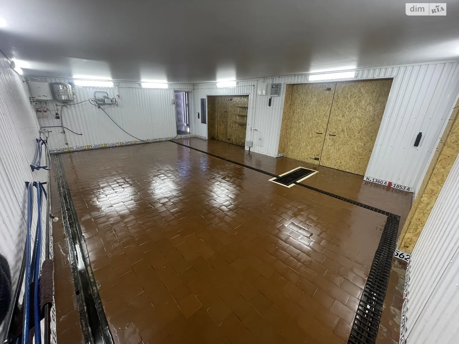 Продається місце в гаражному кооперативі під бус на 55 кв. м, цена: 20000 $ - фото 1
