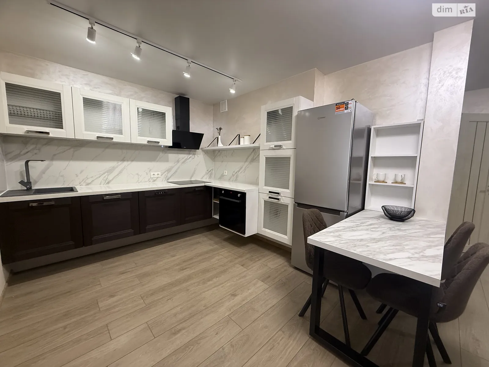 2-кімнатна квартира 72 кв. м у, цена: 76000 $ - фото 1