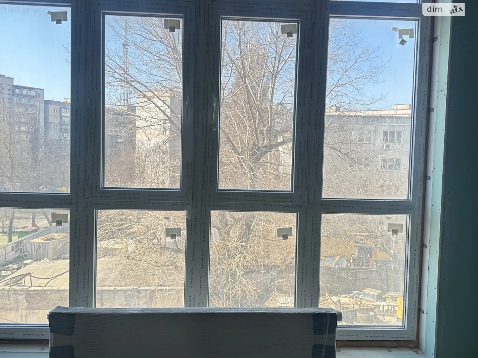 Продается 1-комнатная квартира 41 кв. м в Одессе, просп. Гагарина, 19Б - фото 1