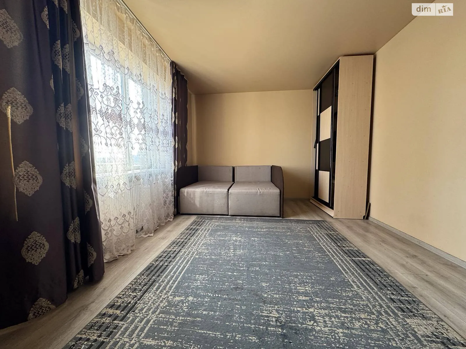 Продается 3-комнатная квартира 74.2 кв. м в Микулинцах, цена: 49000 $ - фото 1