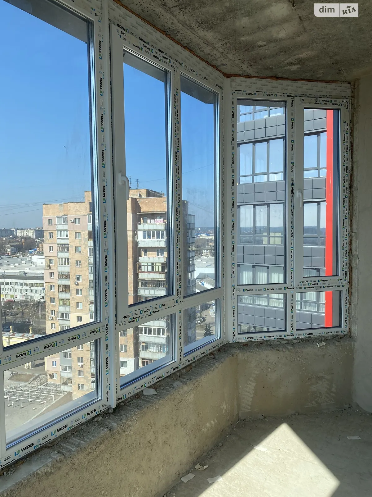 Продается 2-комнатная квартира 80 кв. м в Житомире, Ворота Искусств майд., 9А - фото 1