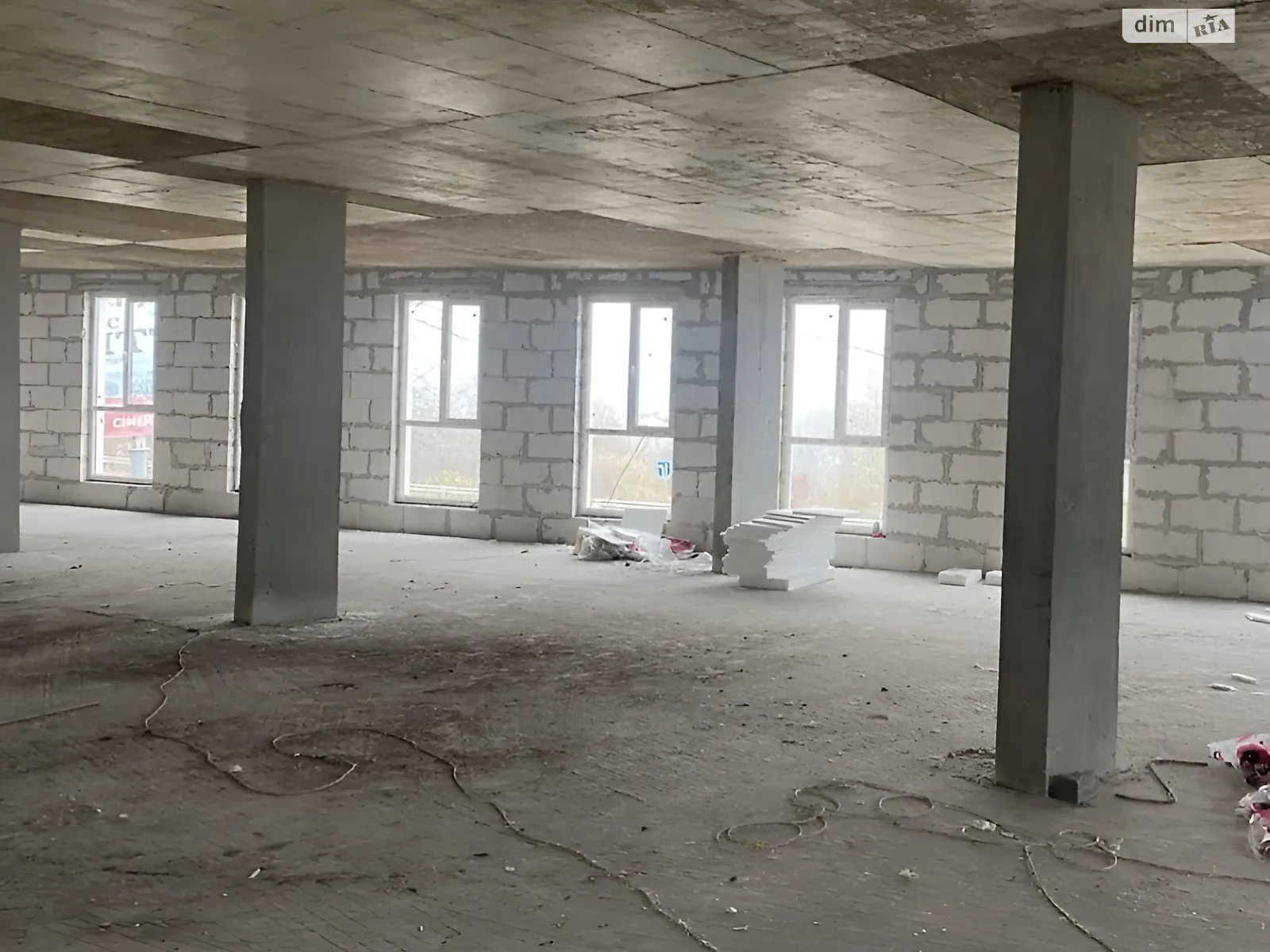 Продается офис 120 кв. м в бизнес-центре, цена: 192000 $ - фото 1