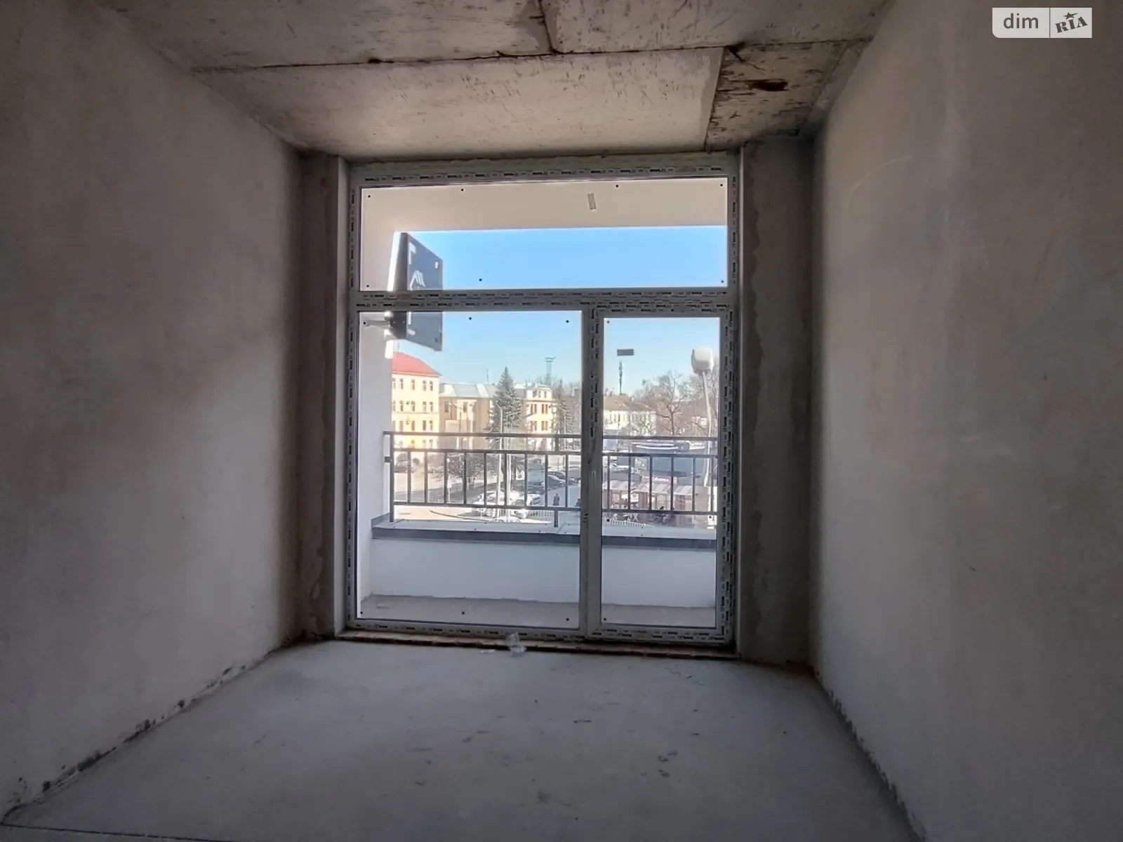 Продается 1-комнатная квартира 48 кв. м в Ивано-Франковске, ул. Вовчинецька, 55 - фото 1