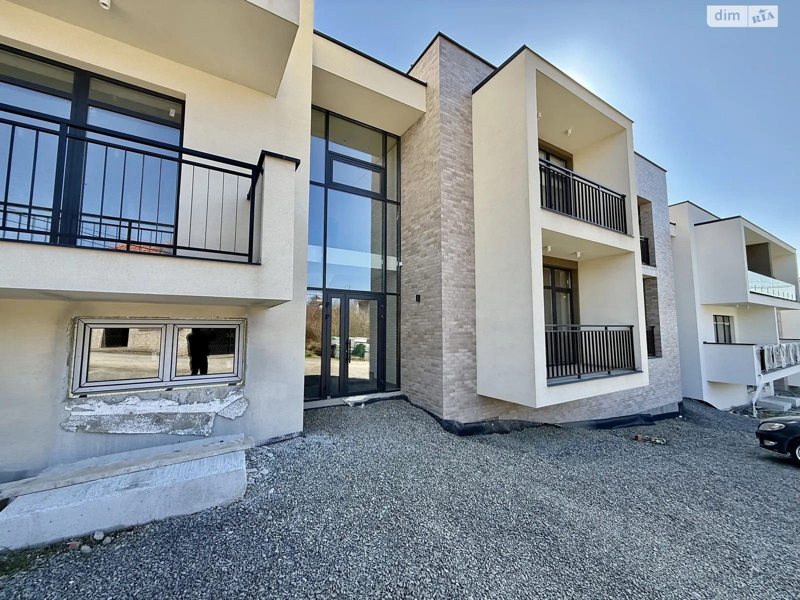 Продается 1-комнатная квартира 39.1 кв. м в Ужгороде, пер. Вербный, 2 - фото 1