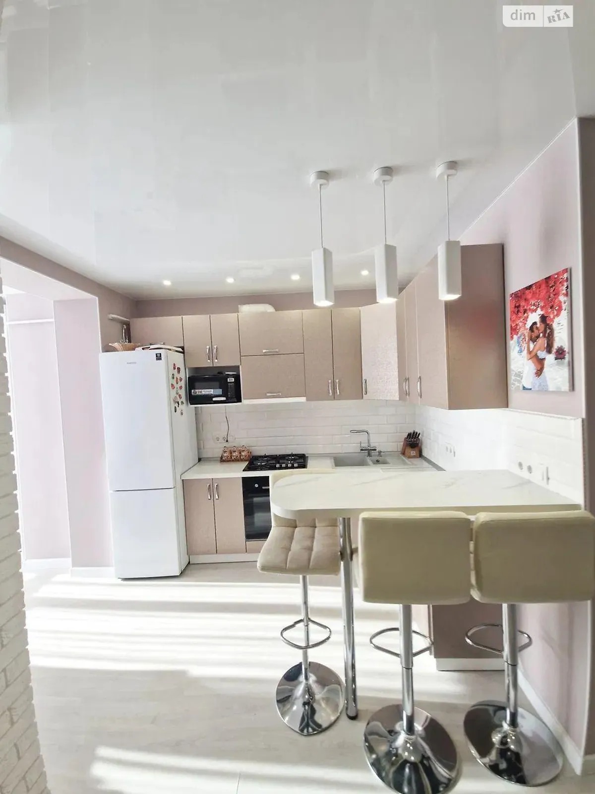 Продается 1-комнатная квартира 40 кв. м в Новоселках, ул. Мира, 6 - фото 1
