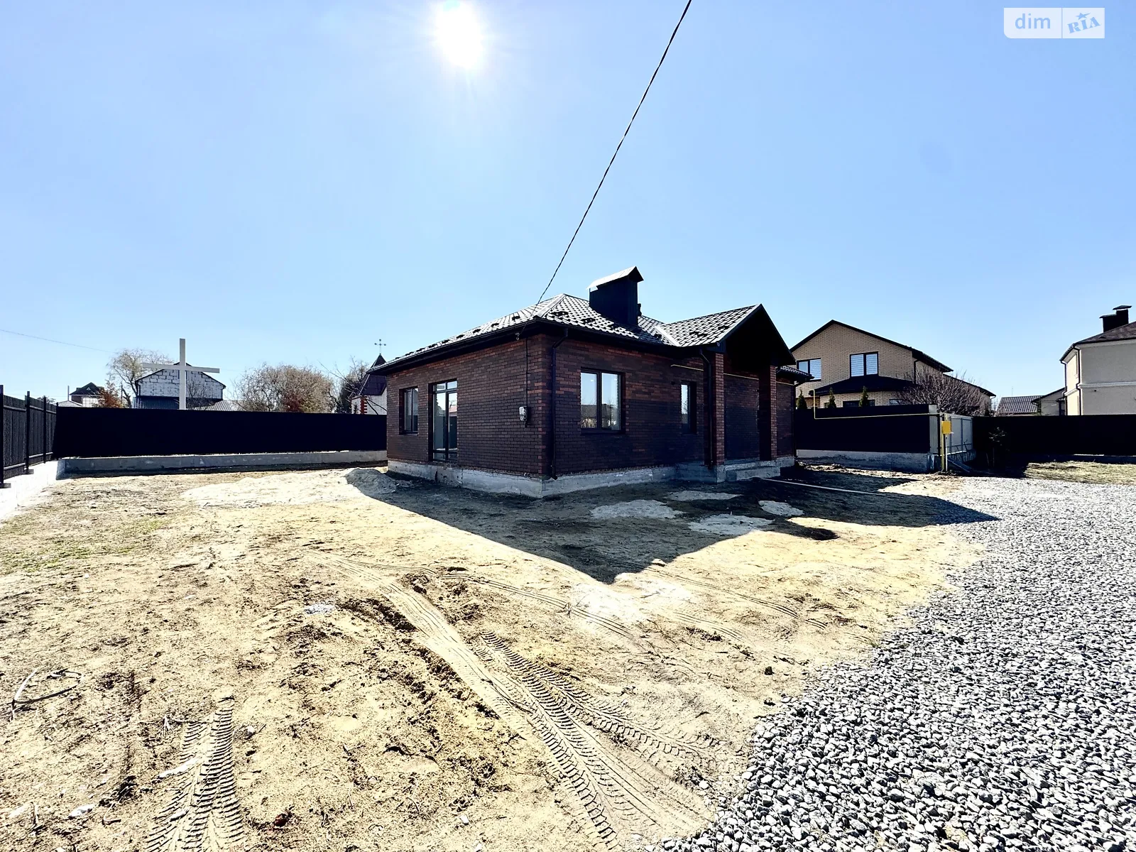 Продается одноэтажный дом 105 кв. м с участком, цена: 90000 $ - фото 1