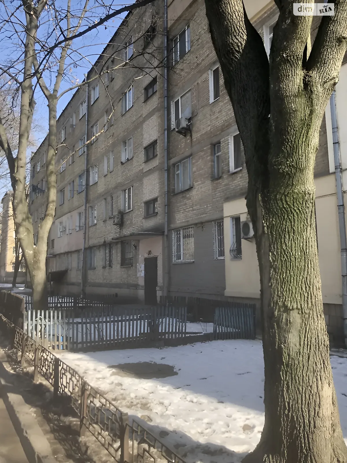 Продается 1-комнатная квартира 19.8 кв. м в Киеве, ул. Ивана Дзюбы(Семьи Сосниных), 12А - фото 1