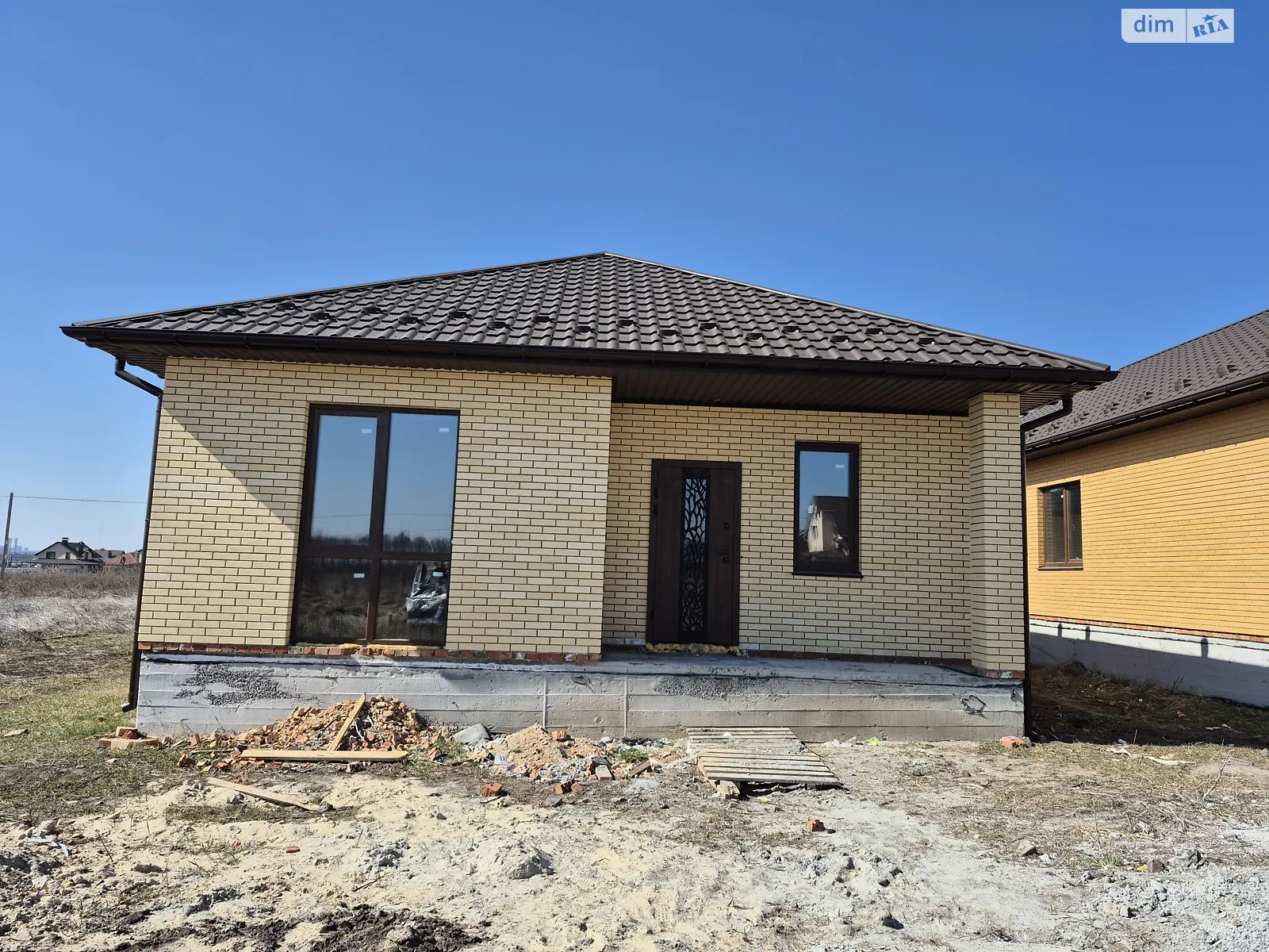 Продається одноповерховий будинок 105 кв. м с басейном, цена: 85000 $ - фото 1