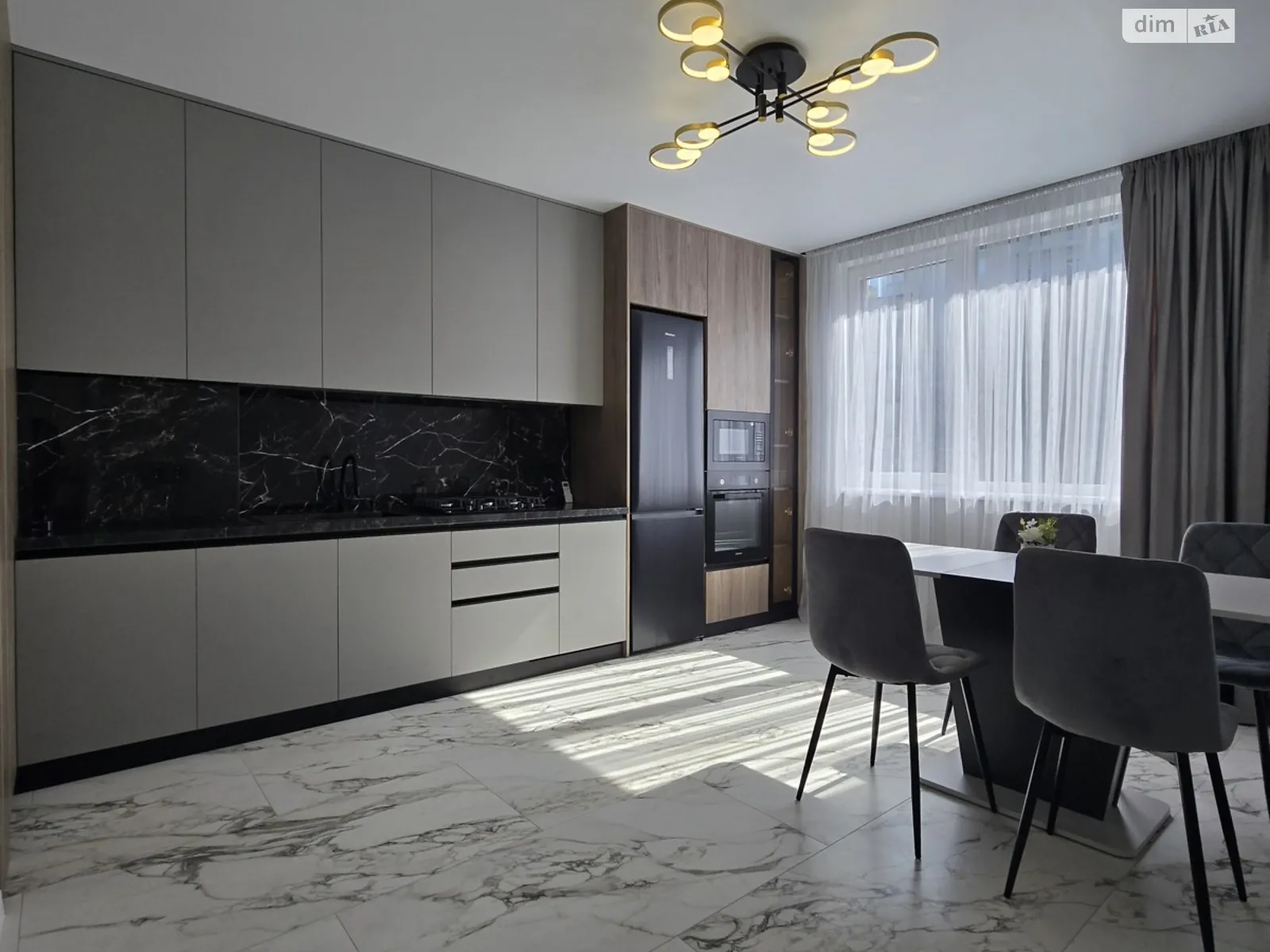 Продається 1-кімнатна квартира 40 кв. м у Івано-Франківську, цена: 72000 $ - фото 1