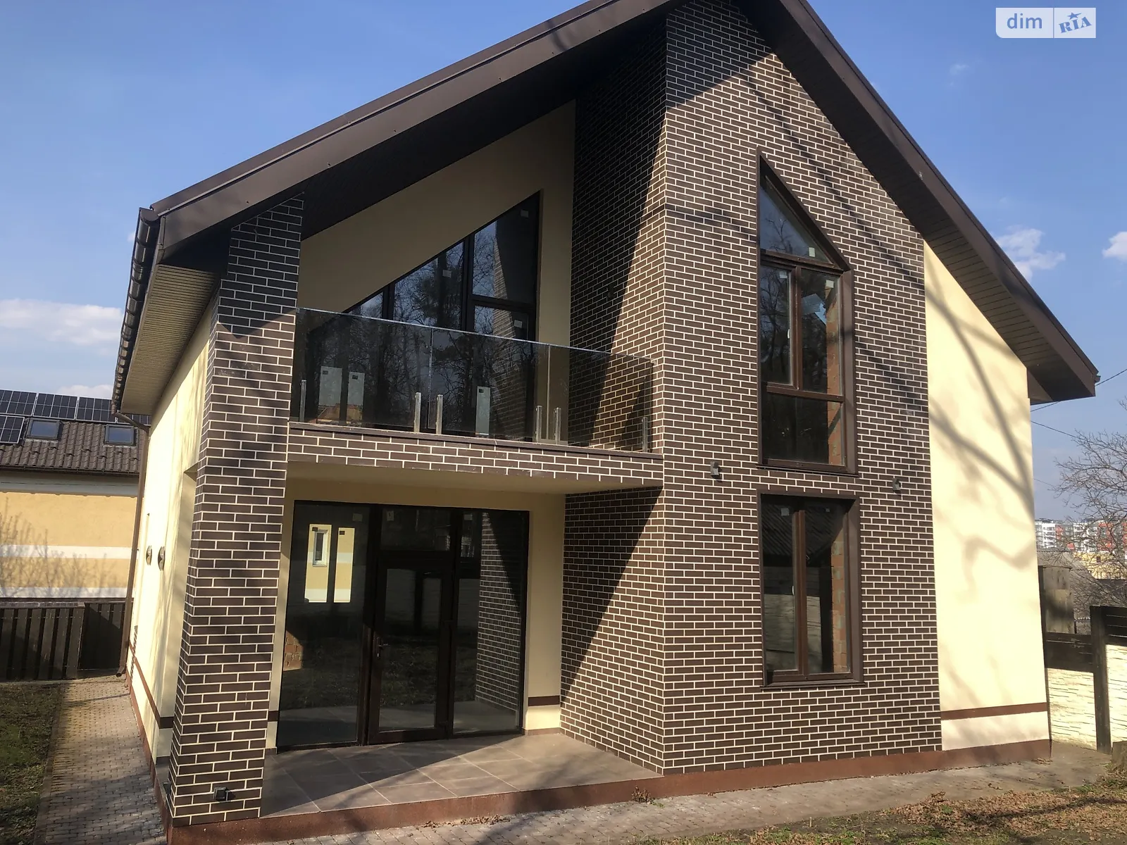 Продается дом на 2 этажа 3 кв. м с подвалом, цена: 105000 $ - фото 1