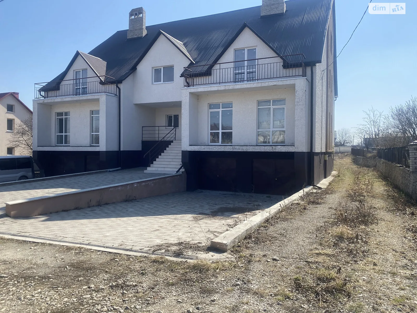Продается 3-комнатная квартира 120 кв. м в Байковцах - фото 1