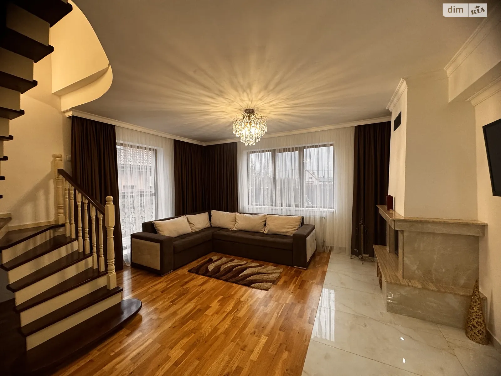 Продается дом на 2 этажа 258.2 кв. м с верандой, цена: 320000 $ - фото 1