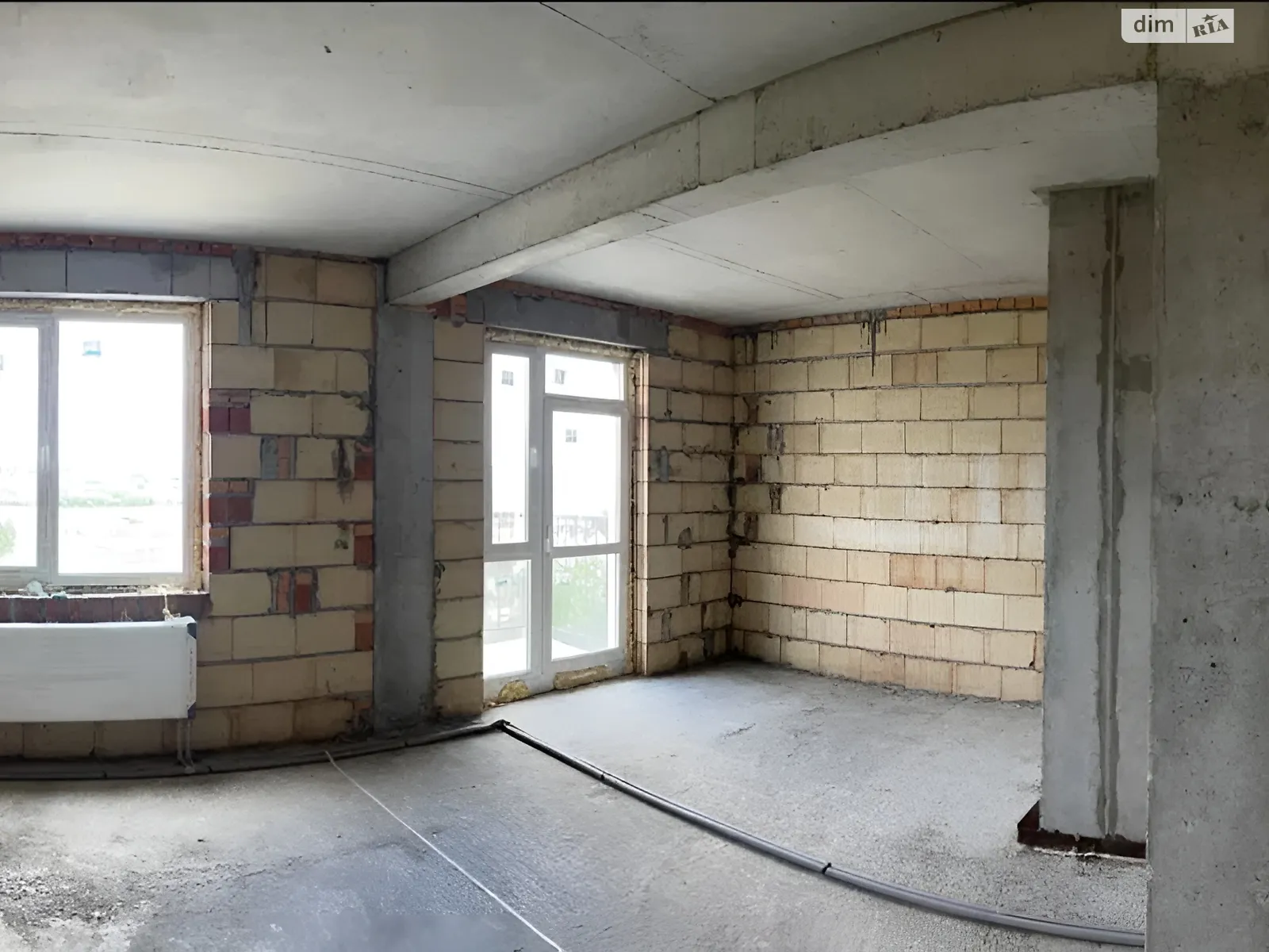 Продается 1-комнатная квартира 51.6 кв. м в Броварах, ул. Анатолия Луценко - фото 1